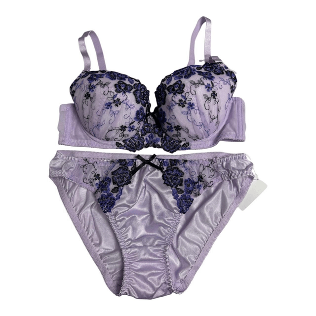 Purple Embroidered Japanese Bra + Underwear Set UK 34D