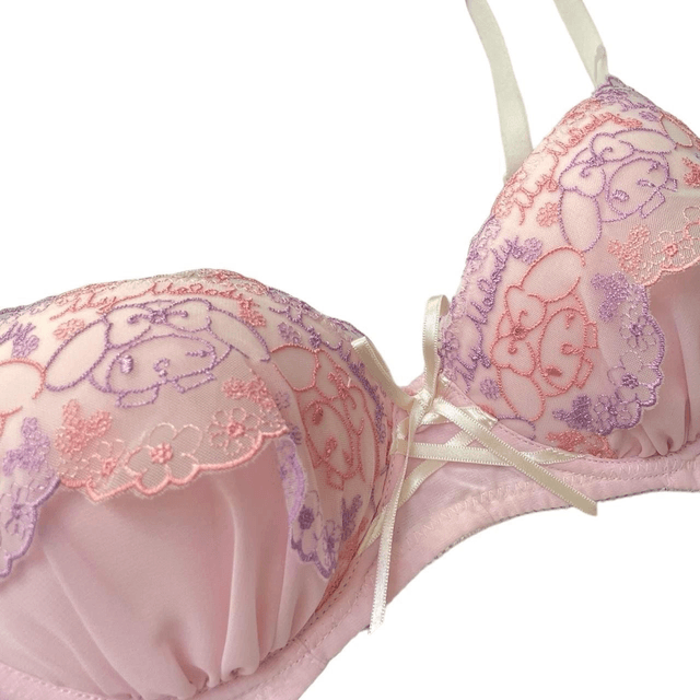 BNWT My Melody Pink Lace Bra