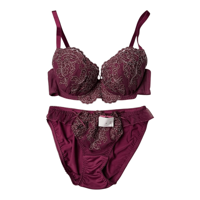 Burgundy Red Japanese Bra + Underwear Set UK 32C 