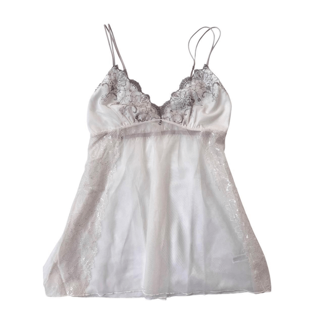 Japanese brand coquette white and mauve embroidered cups cami