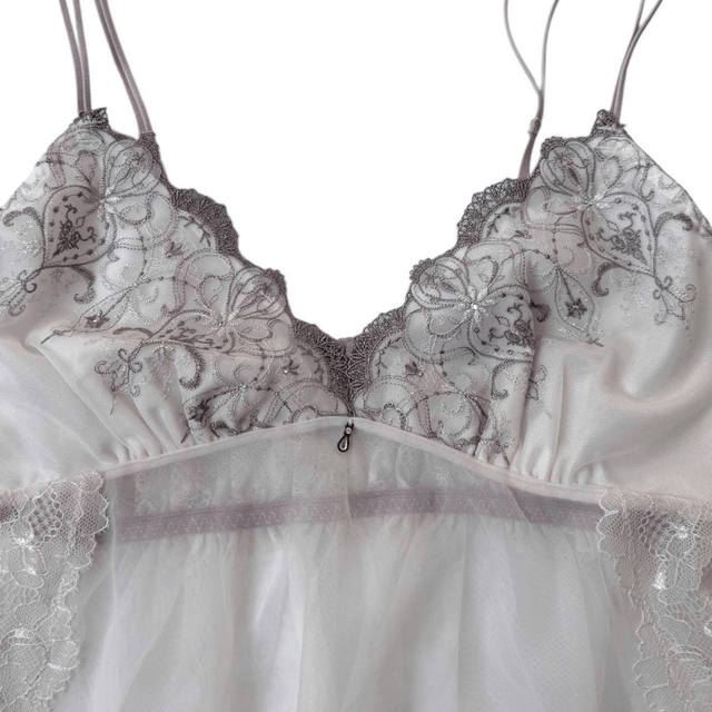 Japanese brand coquette white and mauve embroidered cups cami