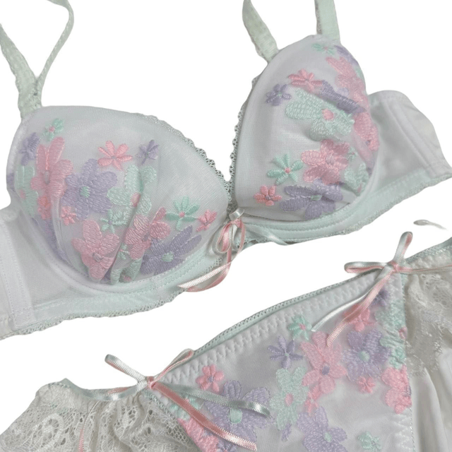 Mint Green Floral Embroidered Japanese Bra + Underwear Set UK 30A 