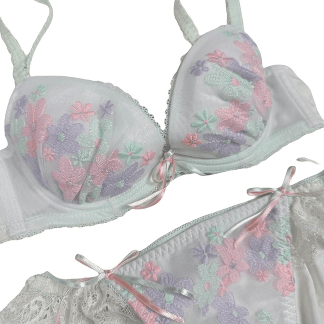 Mint Green Floral Embroidered Japanese Bra + Underwear Set UK 30A 